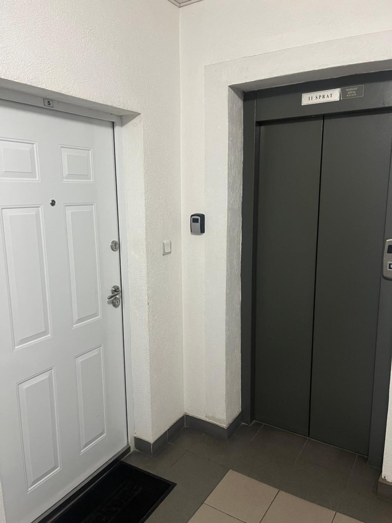 Nini Apartment